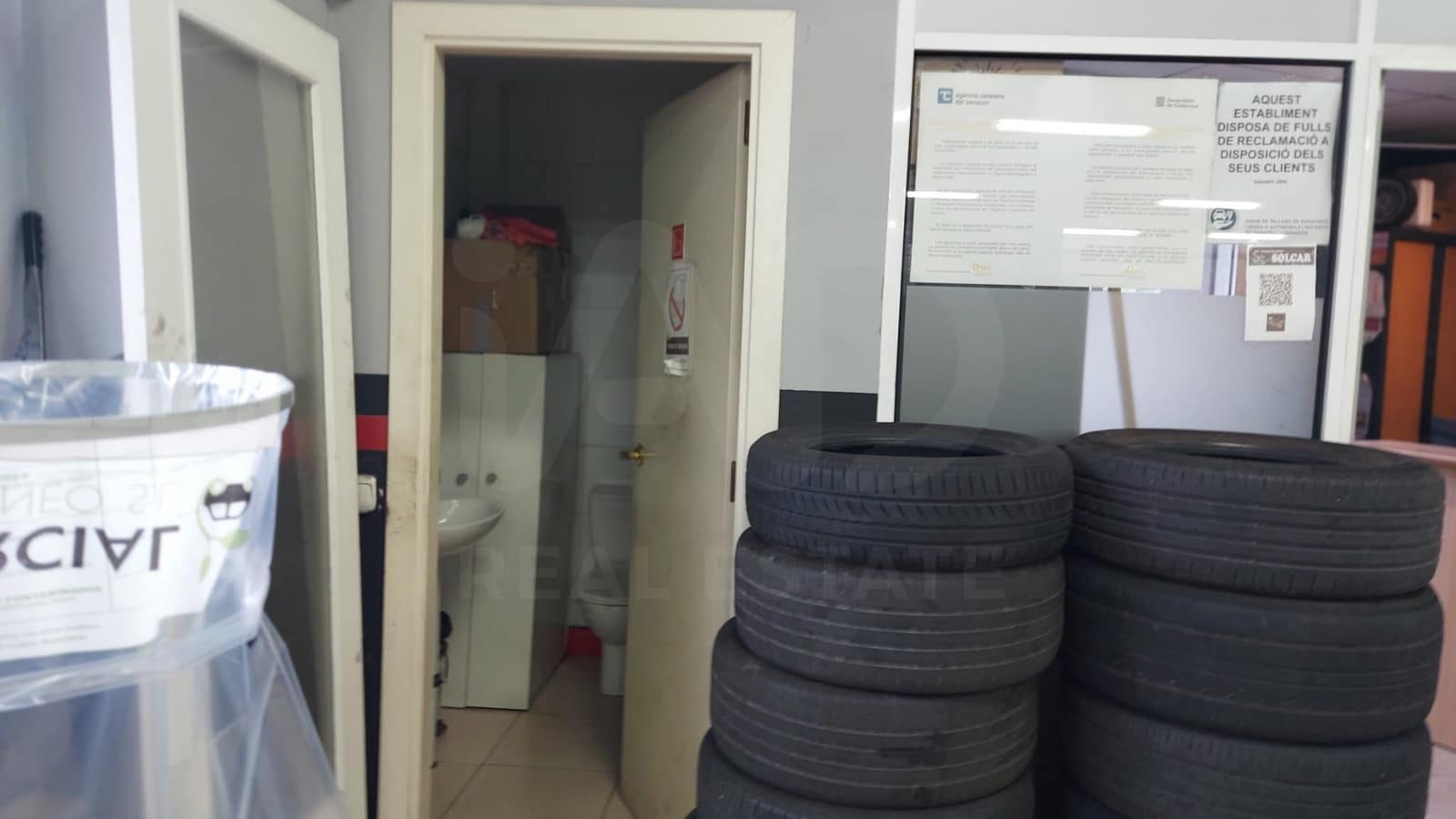 1 Zimmer Gewerbe zu verkaufen in Barcelona Stadt - 220.000 € (Ref: 9987807)