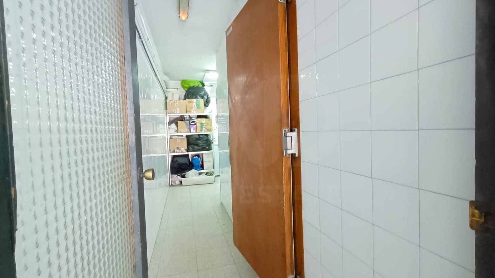 Local Comercial en Barcelona ciudad en venta - 59.950 € (Ref: 9987808)