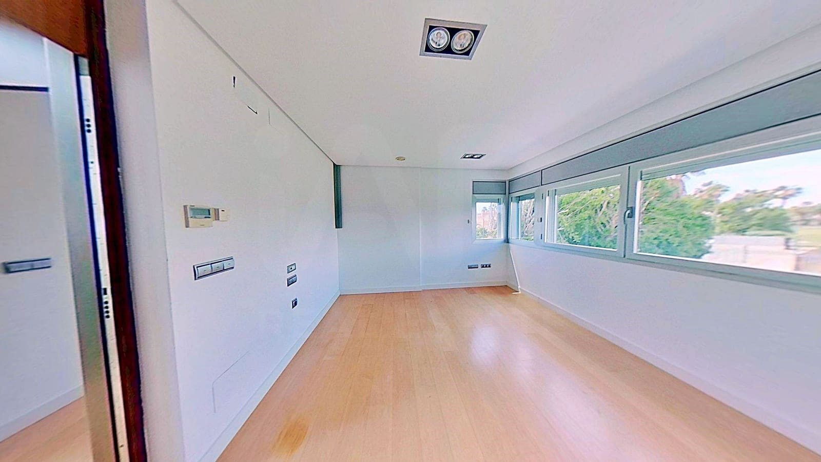 7 sypialnia Willa do wynajęcia w Miasto Alicante / Alacant z basenem garażem - 5 000 € (Ref: 9987811)