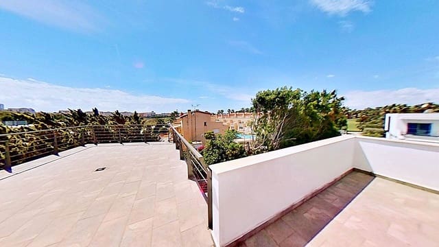 7 makuuhuone Huvila vuokrattavana paikassa Alicante Golf, Alicante kaupunki mukana uima-altaan 
autotalli - 5 000 € (Ref: 9987811)