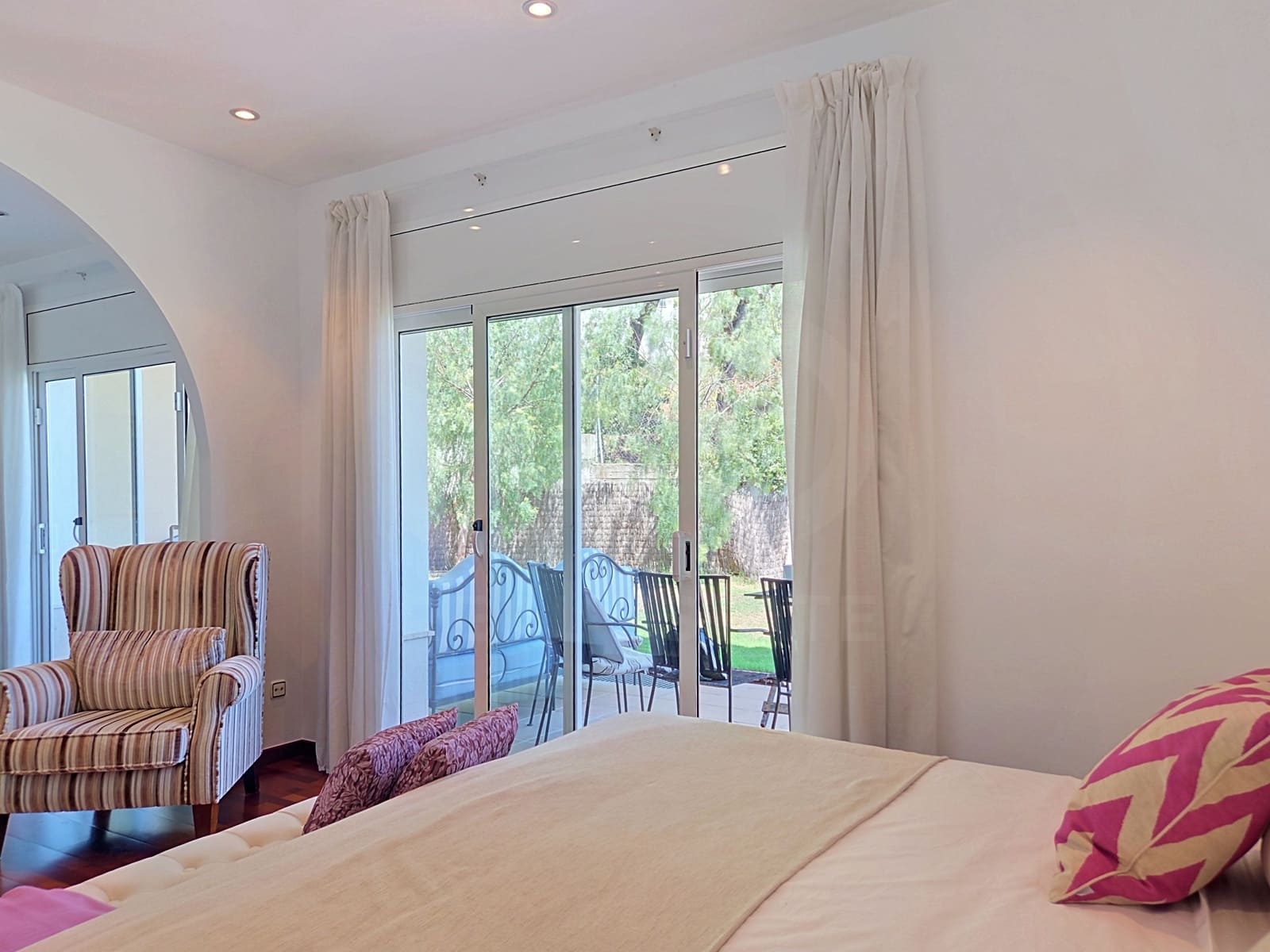 4 sovrum Villa till salu i Premia de Dalt - 1 350 000 € (Ref: 9987814)