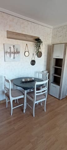 1 soveværelse Lejlighed til leje i León by - € 650 (Ref: 9987816)