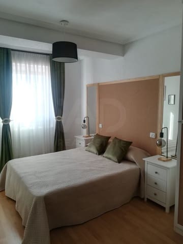 1 soveværelse Lejlighed til leje i León by - € 650 (Ref: 9987816)