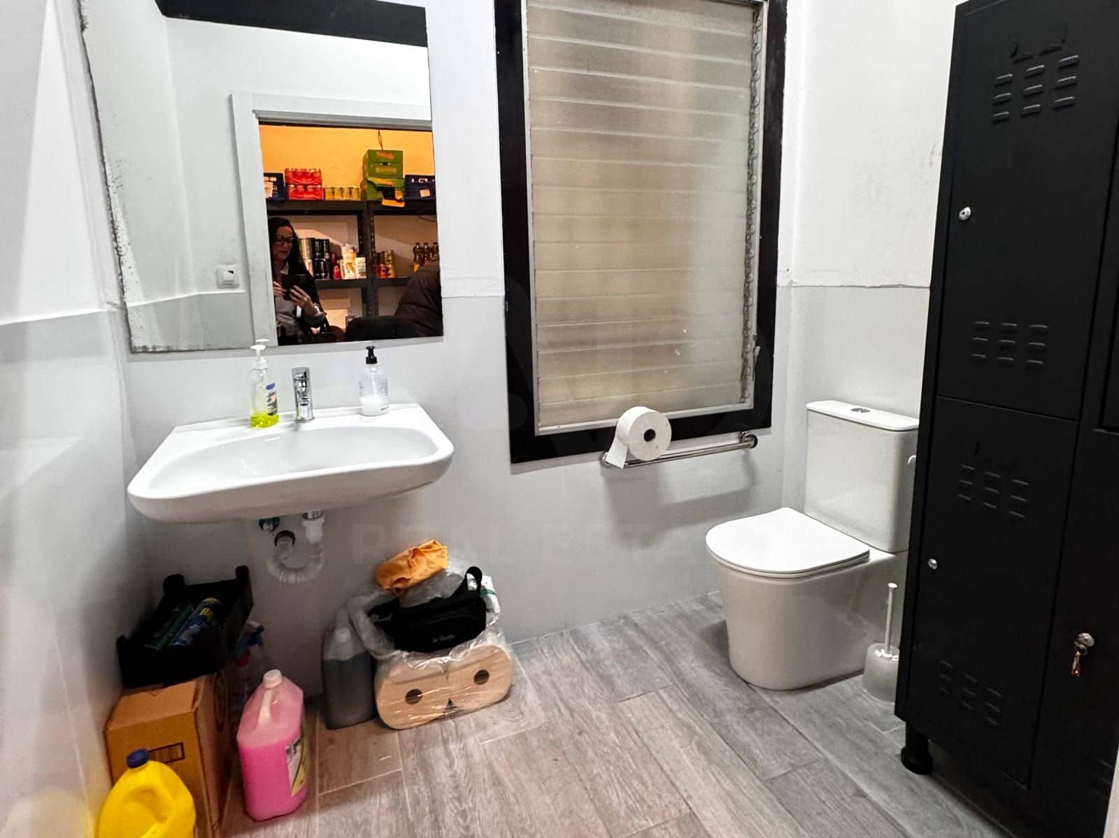 Gewerbe zu verkaufen in Barcelona Stadt - 120.000 € (Ref: 9987817)