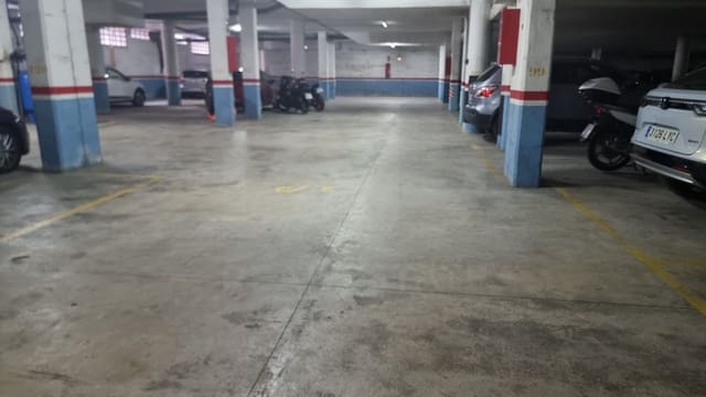 Garage til salg i Vilanova i la Geltrú - € 14.400 (Ref: 9987819)
