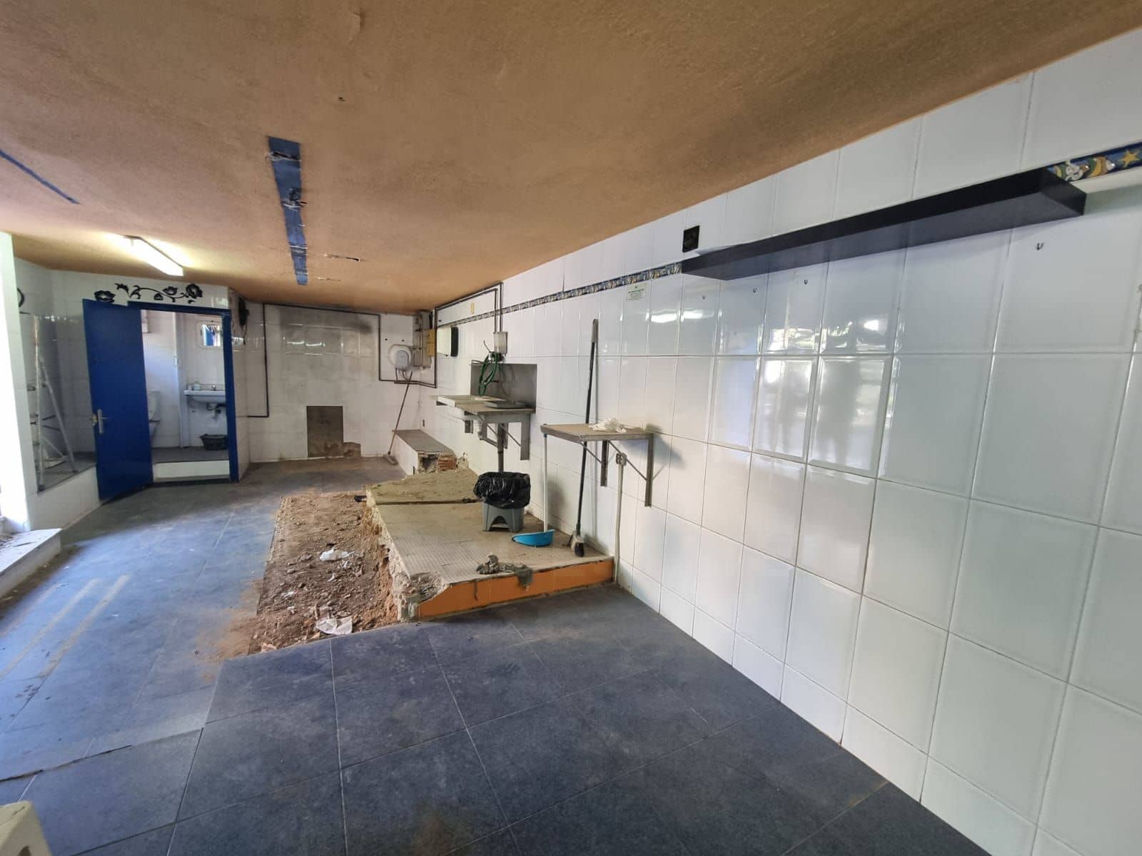 Kommersiell till salu i Barcelona stad - 42 000 € (Ref: 9987822)