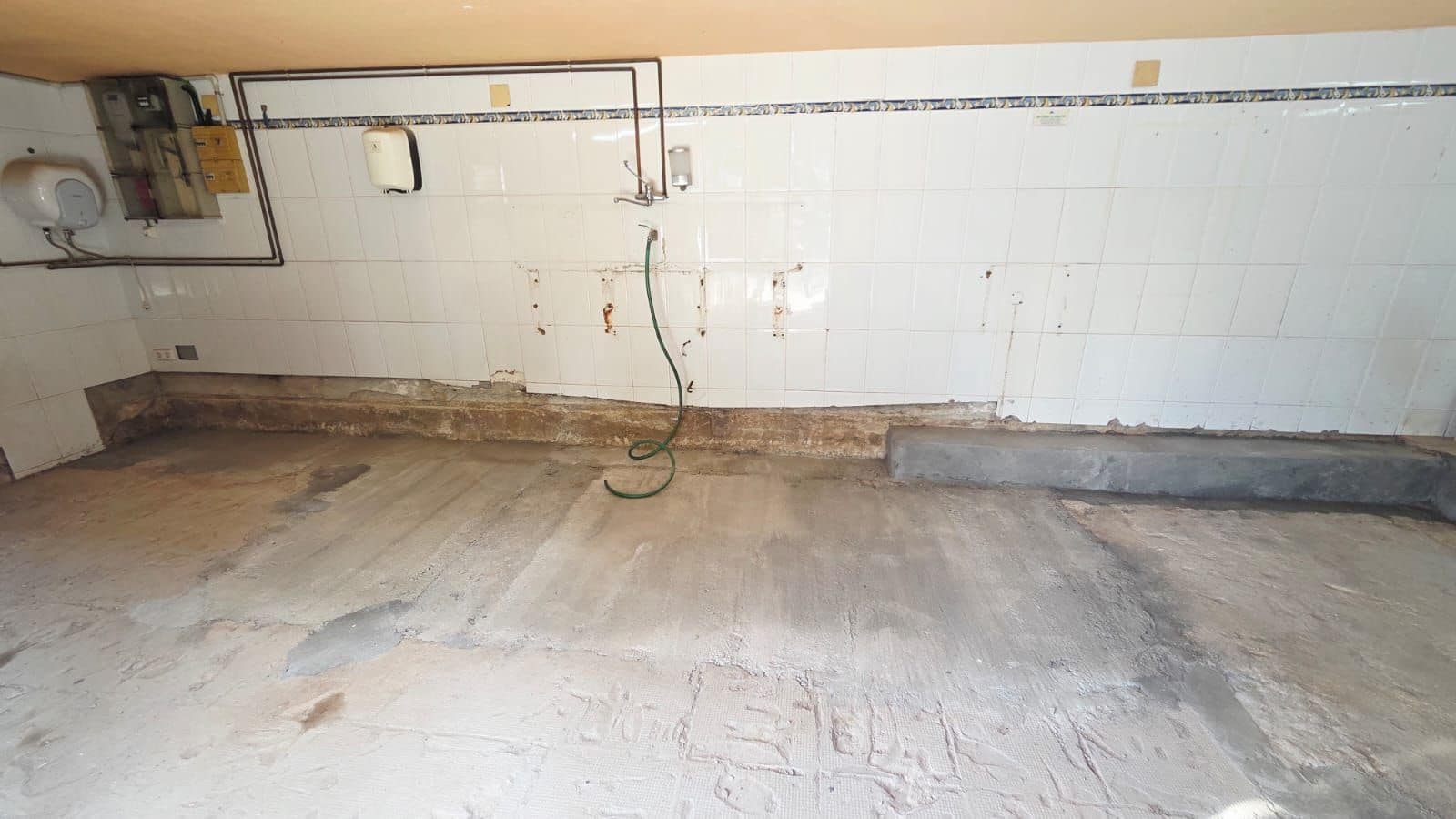 Kommersiell till salu i Barcelona stad - 42 000 € (Ref: 9987822)