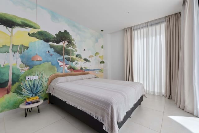 3 quarto Apartamento para arrendar em El Higuerón, Fuengirola com piscina garagem - 3 500 € (Ref: 9987823)