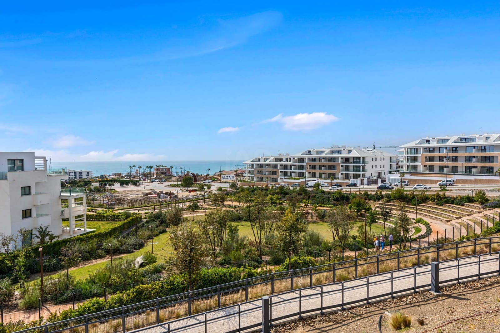 3 quarto Apartamento para arrendar em Fuengirola com piscina garagem - 3 500 € (Ref: 9987823)