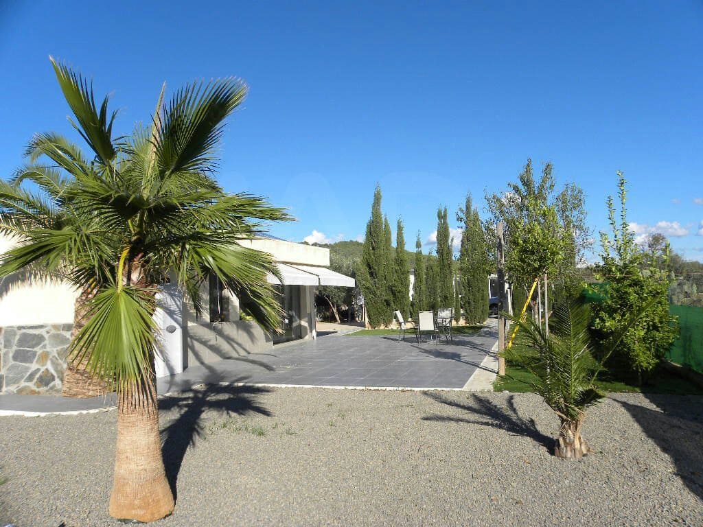 5 soverom Villa til salgs i Sant Antoni de Portmany med garasje - € 800 000 (Ref: 9987824)