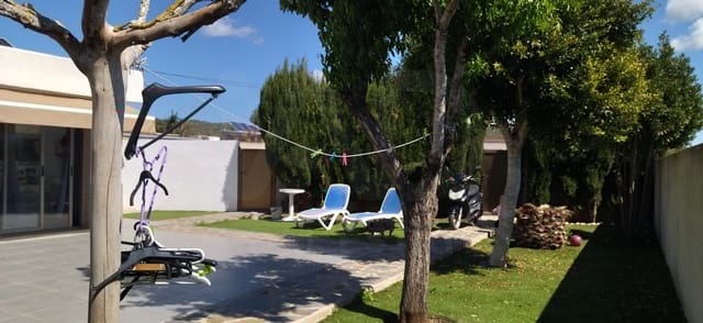 Chalet de 5 habitaciones en Sant Antoni de Portmany en venta con garaje - 800.000 € (Ref: 9987824)