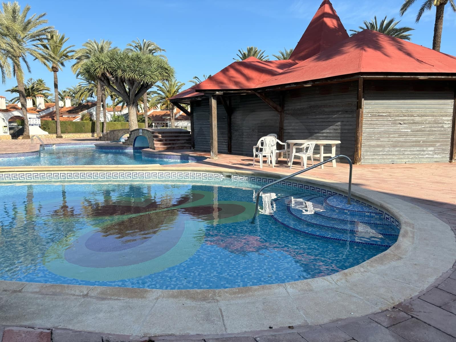 2 bedroom Apartment for rent in Alicante / Alacant city with pool garage - € 850 (Ref: 9987825)