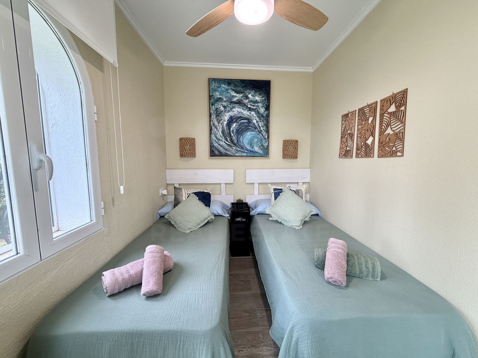 2 soverom Leilighet til leie i Denia med svømmebasseng garasje - € 850 (Ref: 9987825)