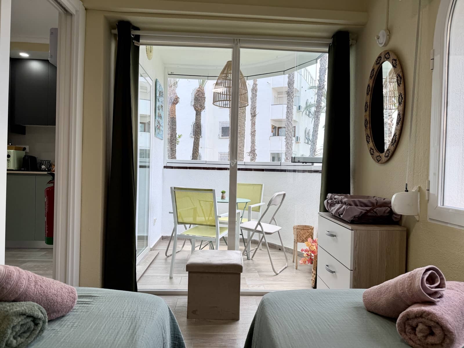 2 soverom Leilighet til leie i Denia med svømmebasseng garasje - € 850 (Ref: 9987825)