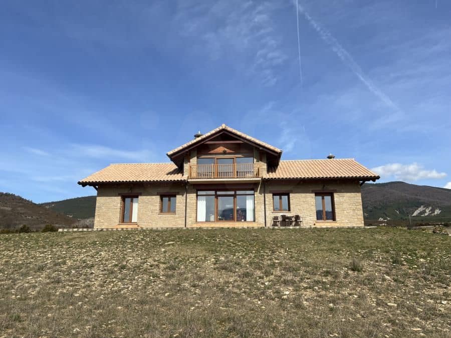 3 sypialnia Willa na sprzedaż w Miasto Huesca z garażem - 1 050 000 € (Ref: 9987828)