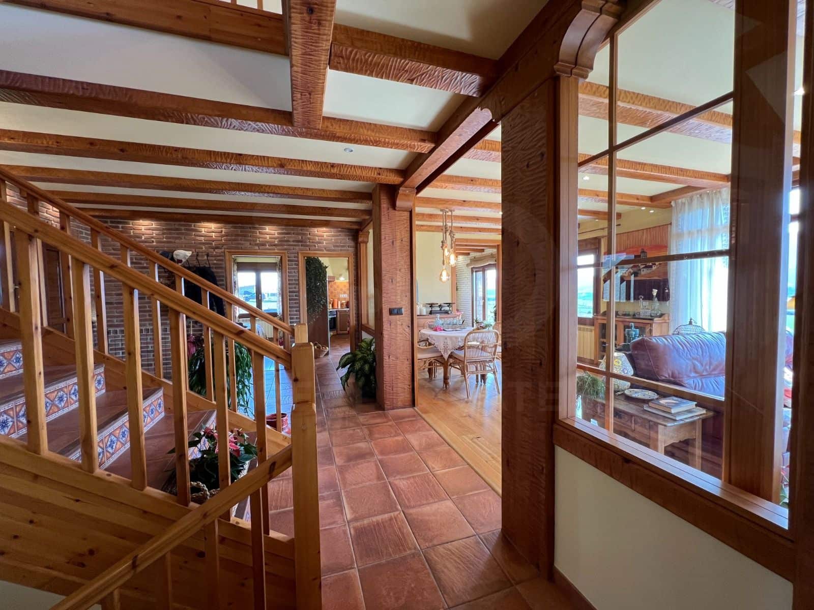 3 sypialnia Willa na sprzedaż w Miasto Huesca z garażem - 1 050 000 € (Ref: 9987828)