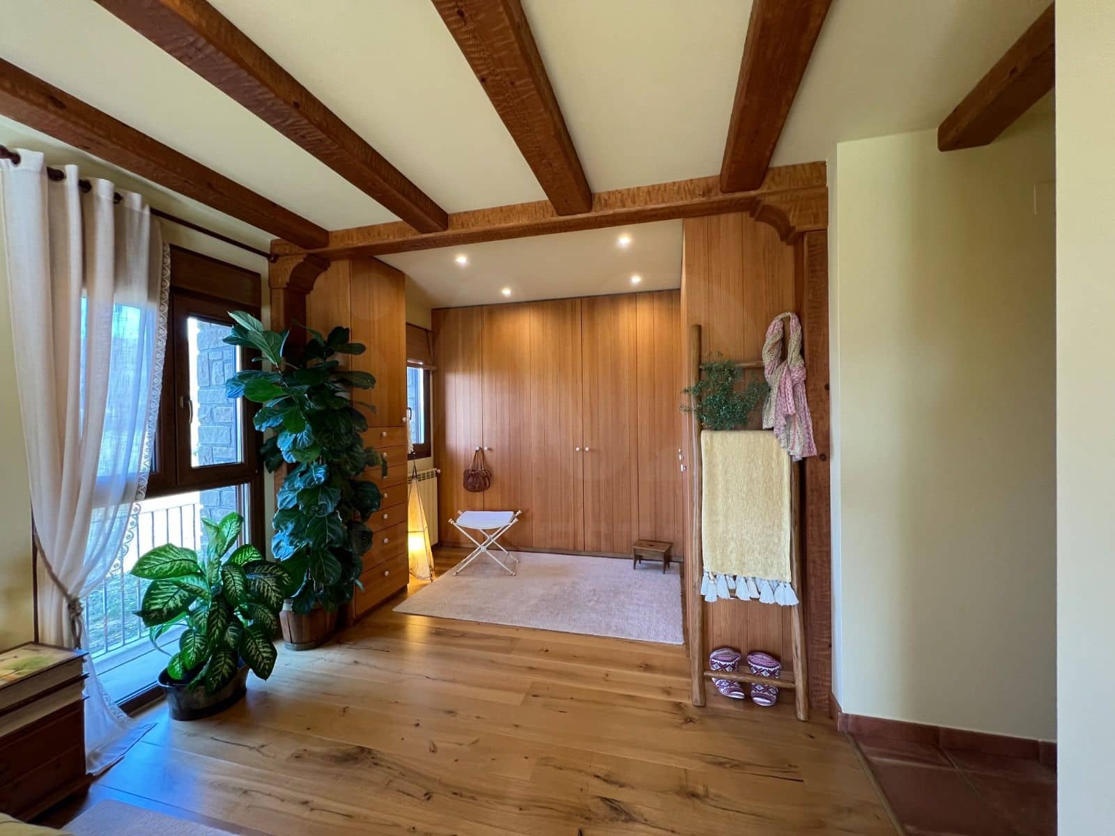 3 sypialnia Willa na sprzedaż w Miasto Huesca z garażem - 1 050 000 € (Ref: 9987828)