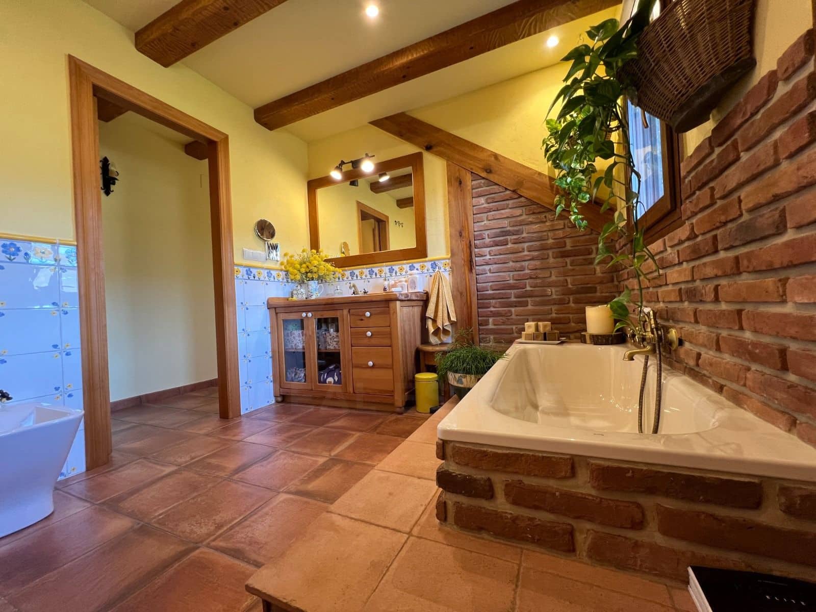 3 sypialnia Willa na sprzedaż w Miasto Huesca z garażem - 1 050 000 € (Ref: 9987828)