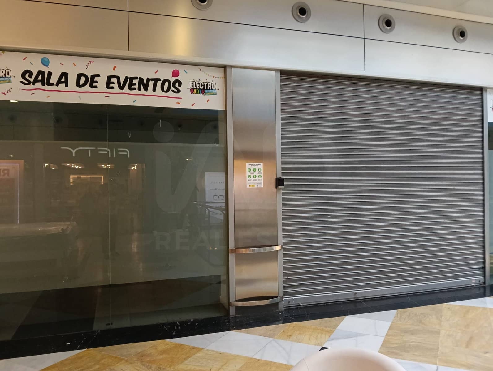 1 soveværelse Erhverv til leje i Madrid by med garage - € 2.925 (Ref: 9987831)