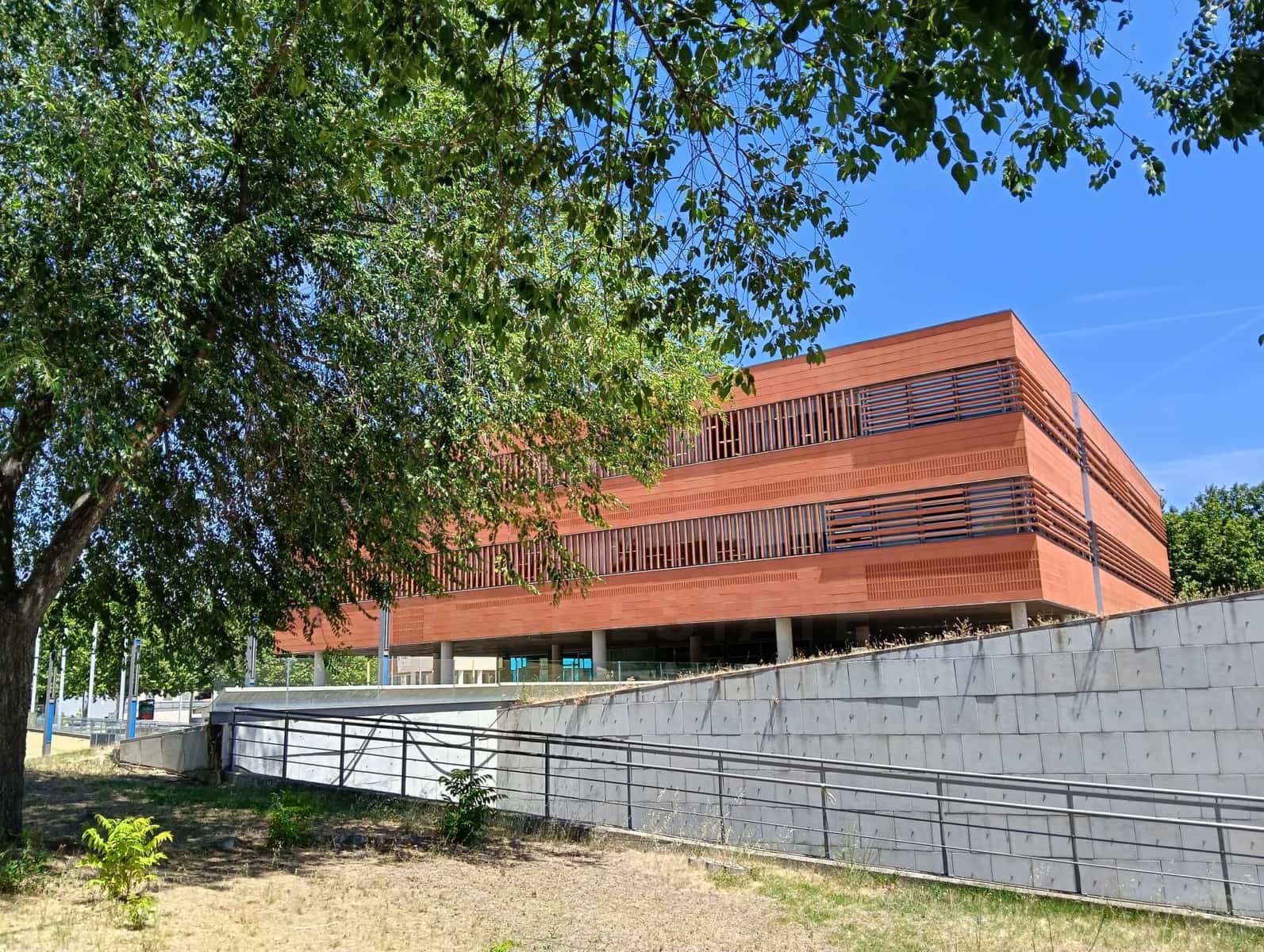 1 soveværelse Erhverv til leje i Madrid by med garage - € 2.925 (Ref: 9987831)