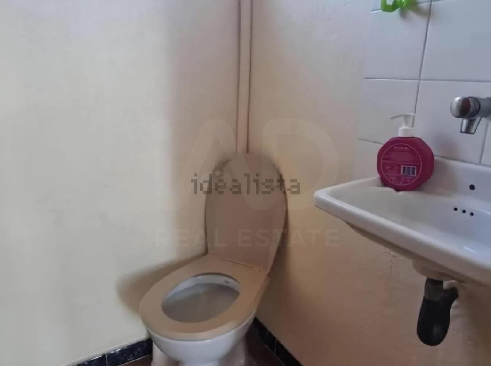 Terreno Non Edificato in vendita in Barcelona citta - 145.000 € (Rif: 9987833)