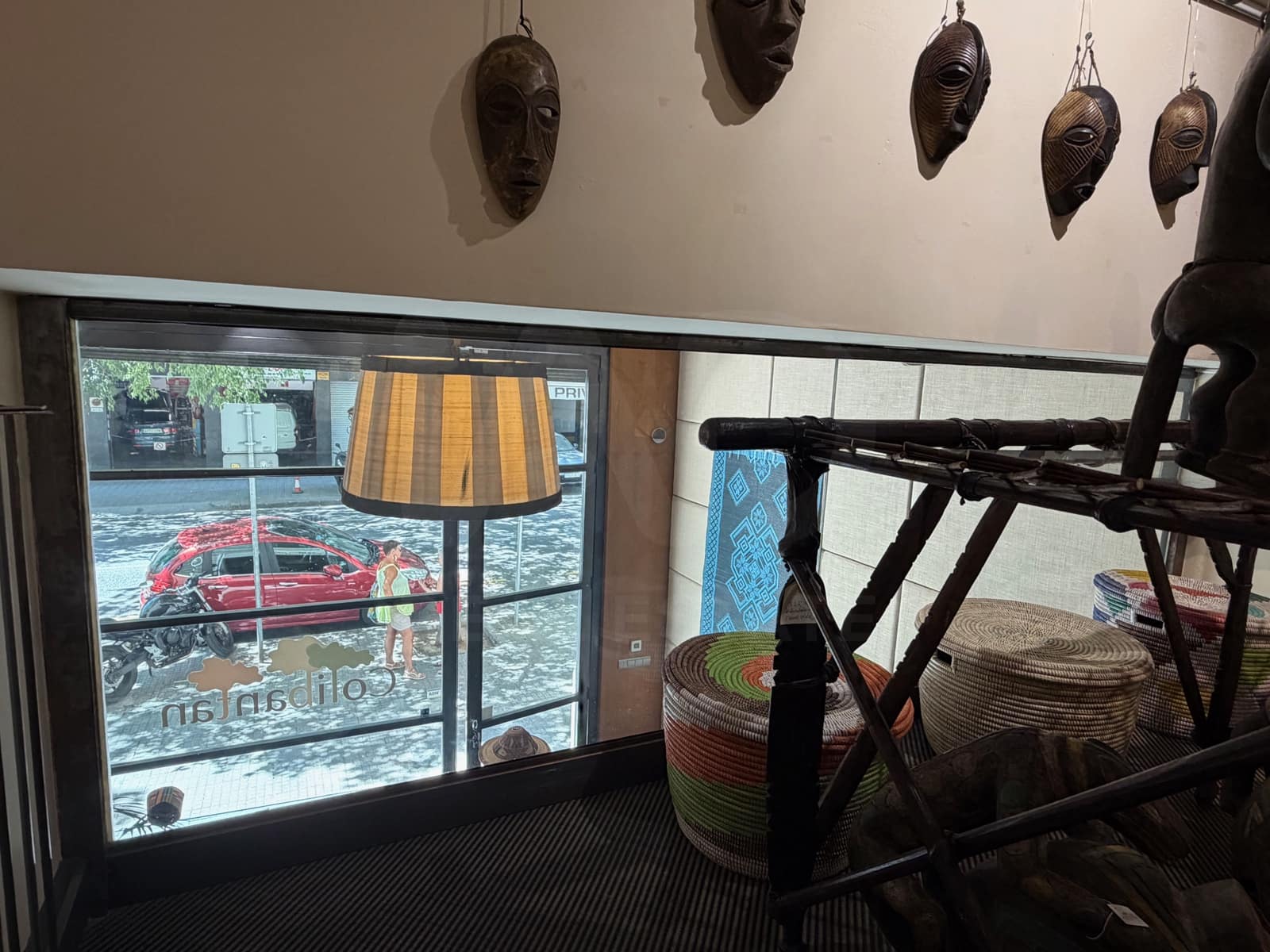 Local Comercial en Barcelona ciudad en venta - 550.000 € (Ref: 9987836)