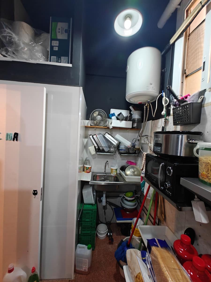 Gewerbe zu verkaufen in Barcelona Stadt - 150.000 € (Ref: 9987837)