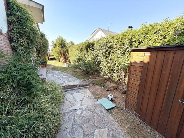 2 camera da letto Villa da affittare in Barcelona città - 1.500 € (Rif: 9987839)