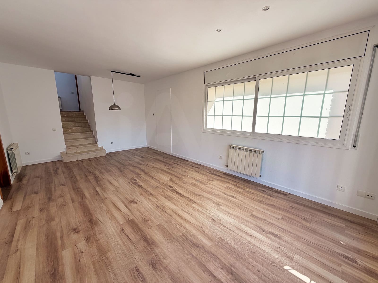 2 camera da letto Villa da affittare in Barcelona citta - 1.500 € (Rif: 9987839)
