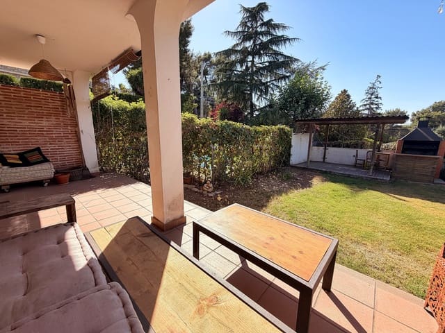 2 camera da letto Villa da affittare in Barcelona città - 1.500 € (Rif: 9987839)