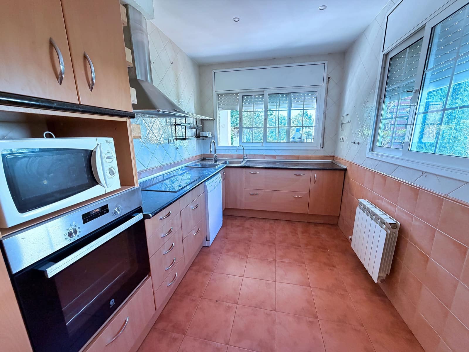 2 camera da letto Villa da affittare in Barcelona citta - 1.500 € (Rif: 9987839)
