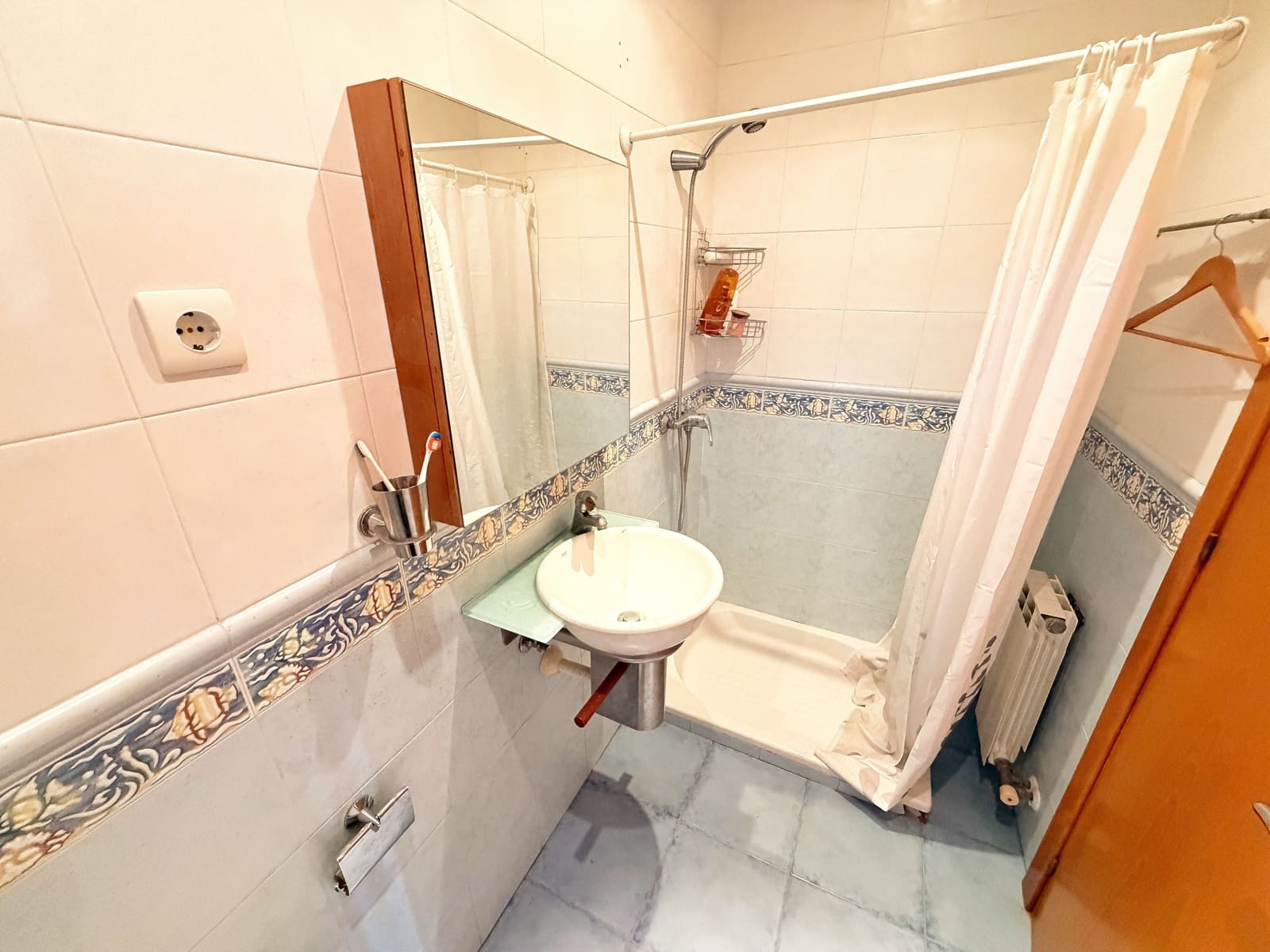 2 camera da letto Villa da affittare in Barcelona citta - 1.500 € (Rif: 9987839)