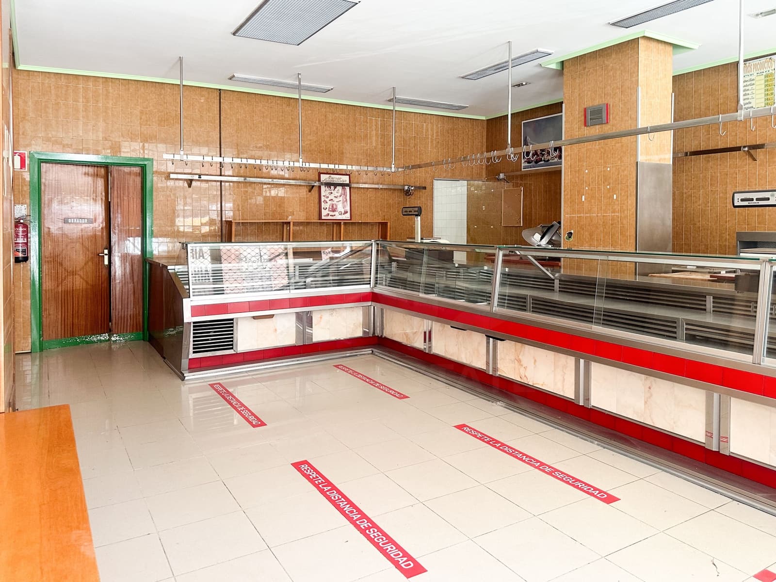Kommersiell till salu i Burgos stad - 125 000 € (Ref: 9987841)