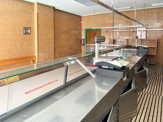 Comercial para venda em Burgos cidade - 125 000 € (Ref: 9987841)