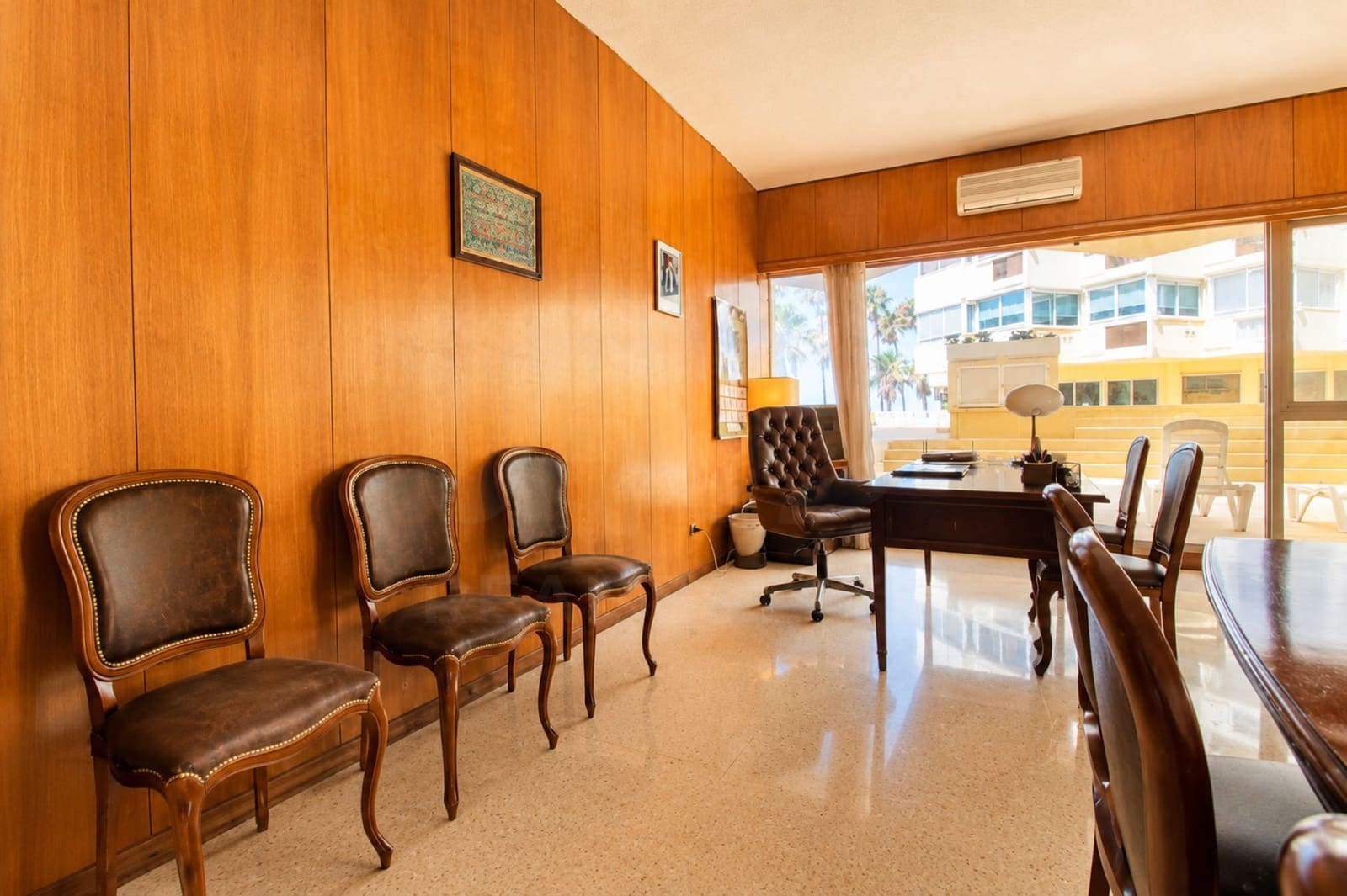 2 sypialnia Komercyjne na sprzedaż w Marbella - 270 000 € (Ref: 9987849)