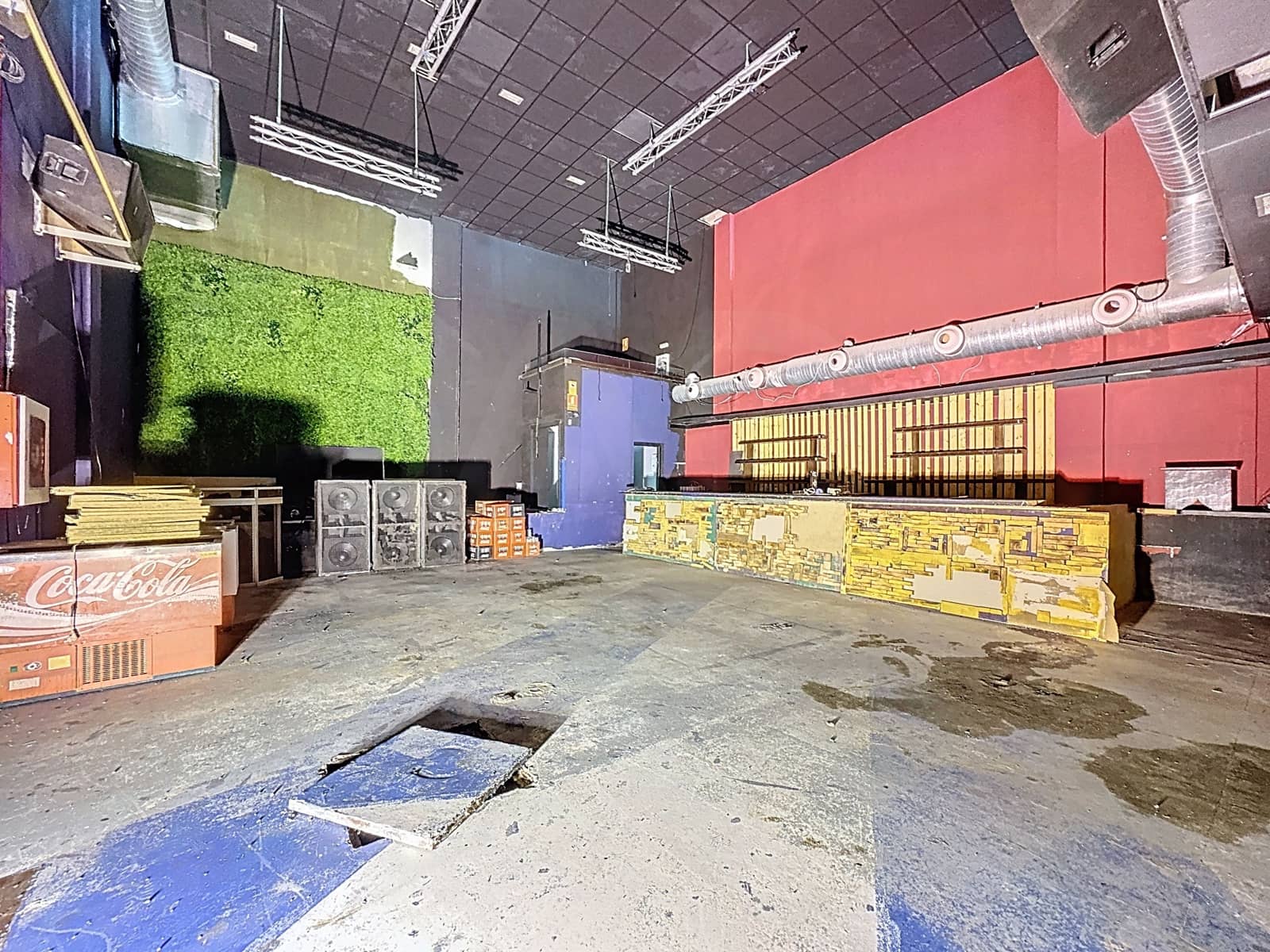 Kommersiell til salgs i Cadiz by - € 360 000 (Ref: 9987852)