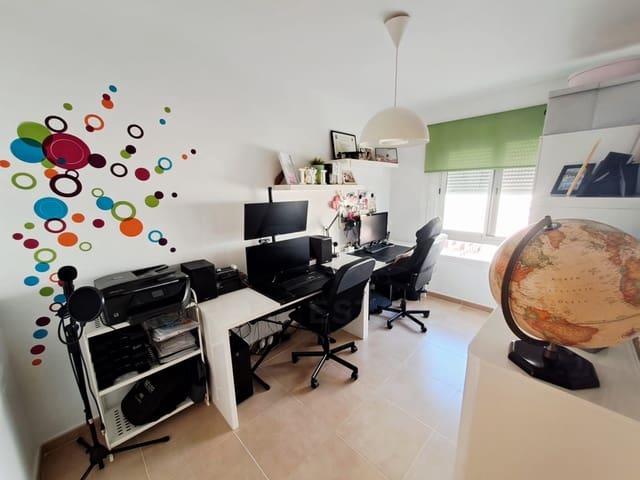 3 slaapkamer Villa te koop in Alhaurín de la Torre met zwembad garage - € 450.000 (Ref: 9987854)