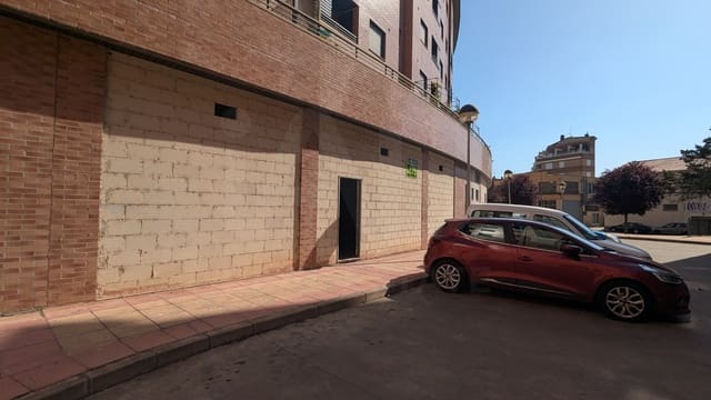 Comercial para venda em Nájera - 148 000 € (Ref: 9987855)