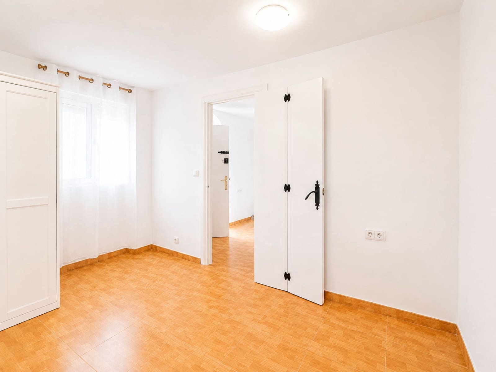 1 soveværelse Erhverv til salg i Donostia-San Sebastian - € 80.000 (Ref: 9987856)