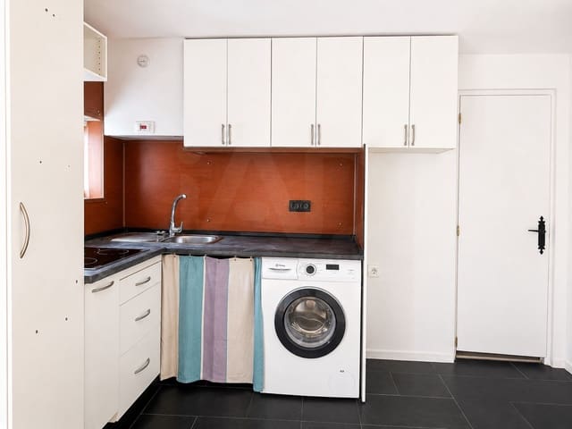 1 soveværelse Erhverv til salg i Donostia-San Sebastián - € 80.000 (Ref: 9987856)
