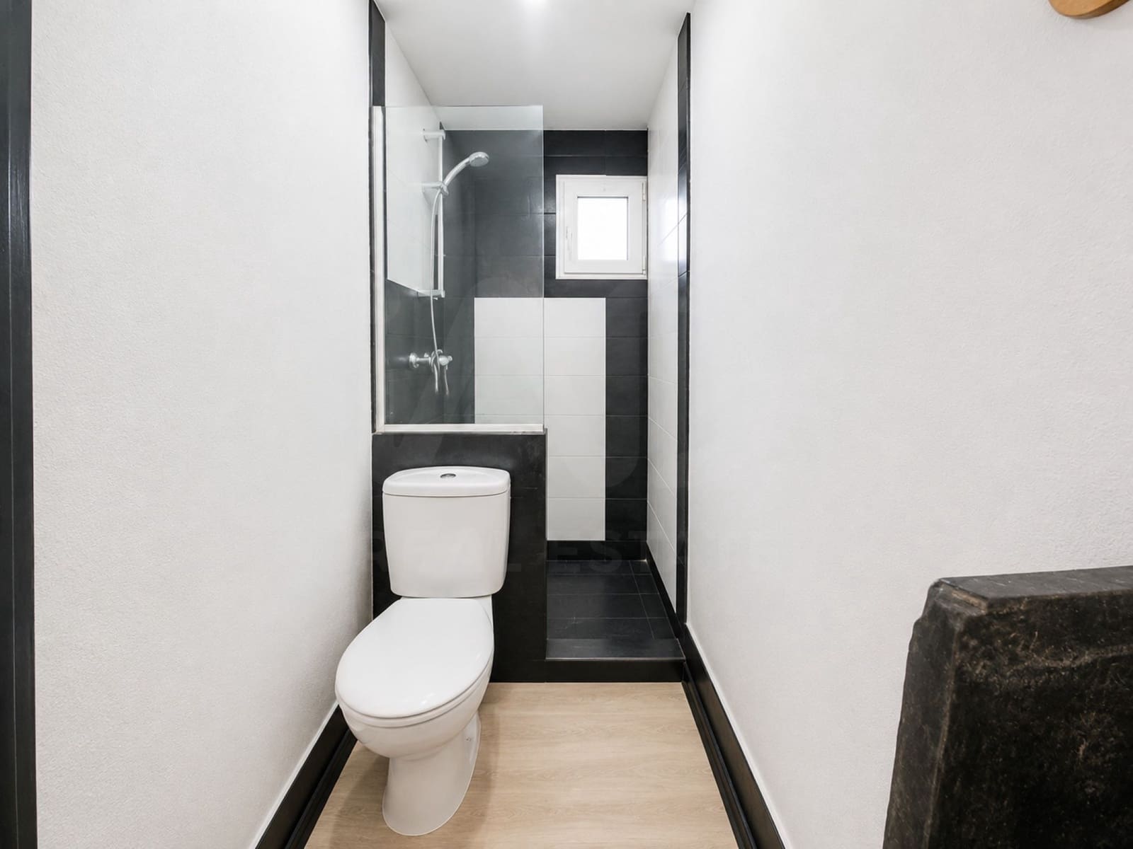 1 soveværelse Erhverv til salg i Donostia-San Sebastian - € 80.000 (Ref: 9987856)