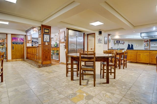 1 makuuhuone Kaupallinen myytävänä paikassa Eibar - 190 000 € (Ref: 9987857)