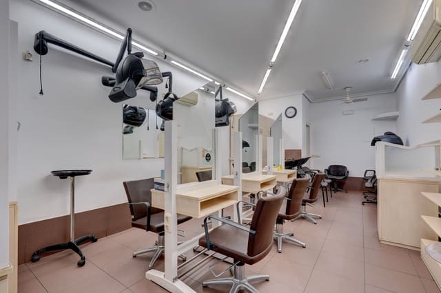 1 soverom Kommersiell til salgs i Hondarribia - € 130 000 (Ref: 9987858)
