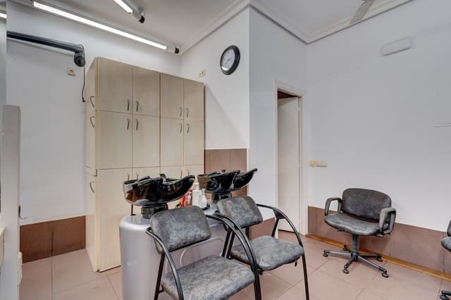 1 soverom Kommersiell til salgs i Hondarribia - € 130 000 (Ref: 9987858)