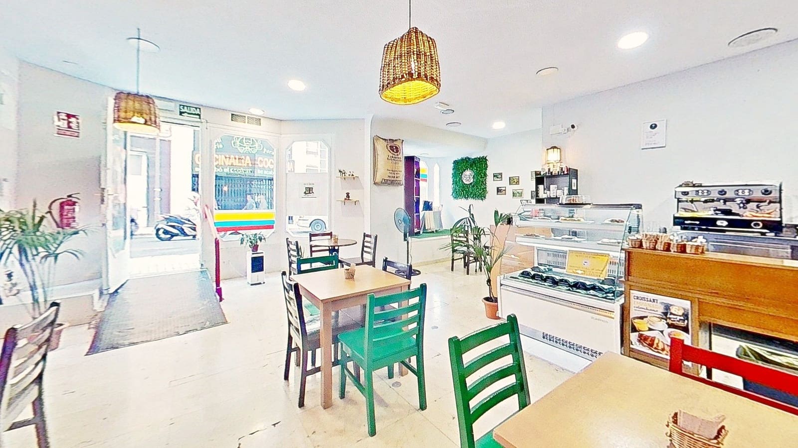 Kaupallinen myytävänä paikassa Alicante kaupunki - 36 000 € (Ref: 9987859)