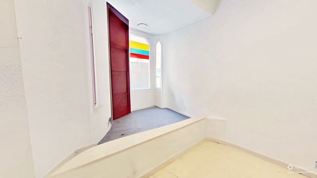 Commercieel te koop in Alicante stad - € 36.000 (Ref: 9987859)