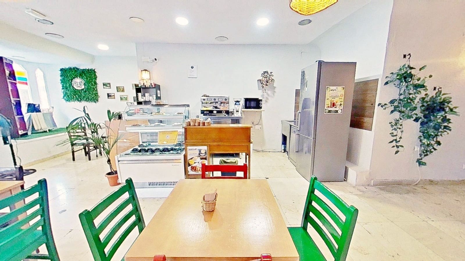 Kaupallinen myytävänä paikassa Alicante kaupunki - 36 000 € (Ref: 9987859)