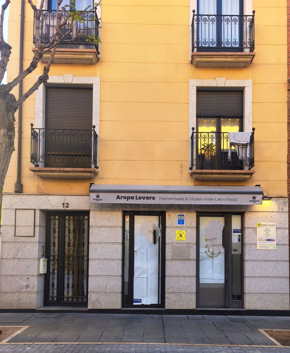 2 soverom Kommersiell til salgs i Leon by - € 175 000 (Ref: 9987860)