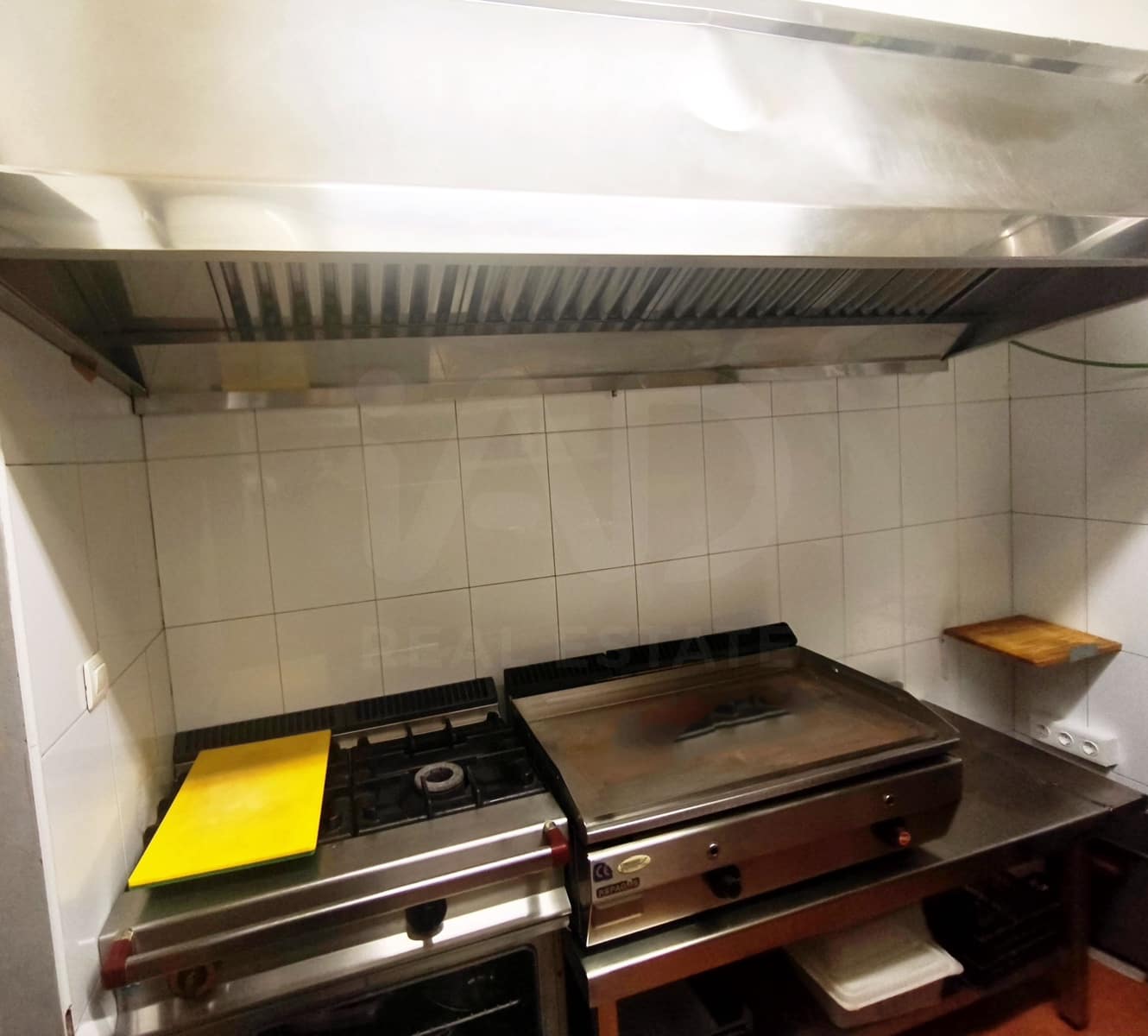 2 soverom Kommersiell til salgs i Leon by - € 175 000 (Ref: 9987860)
