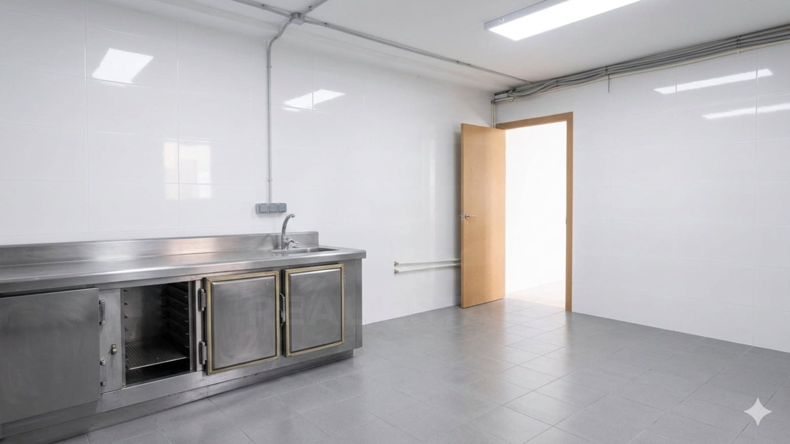 Commerciale in vendita in Haro - 249.000 € (Rif: 9987863)